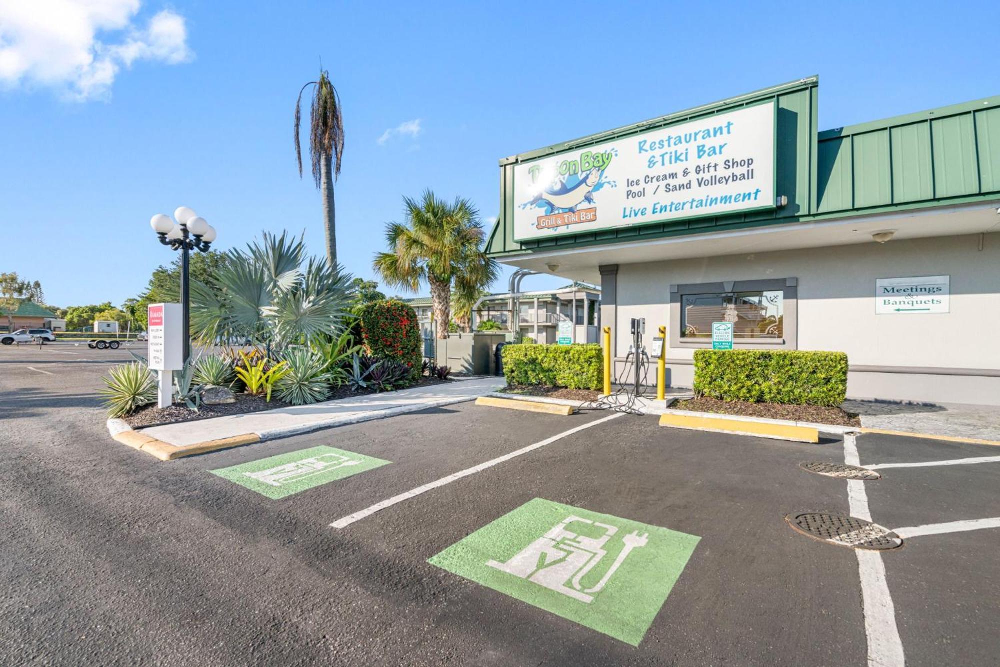 Aparthotel Bay Breeze South Bradenton Exterior foto