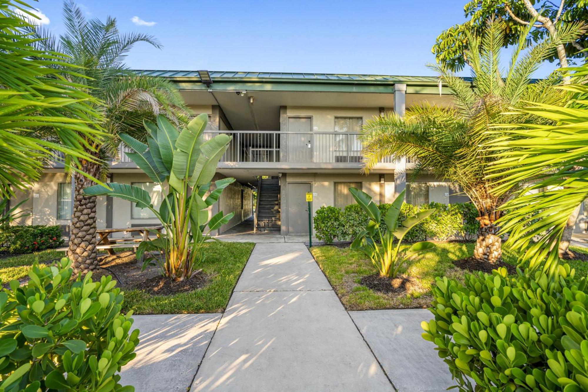Aparthotel Bay Breeze South Bradenton Exterior foto