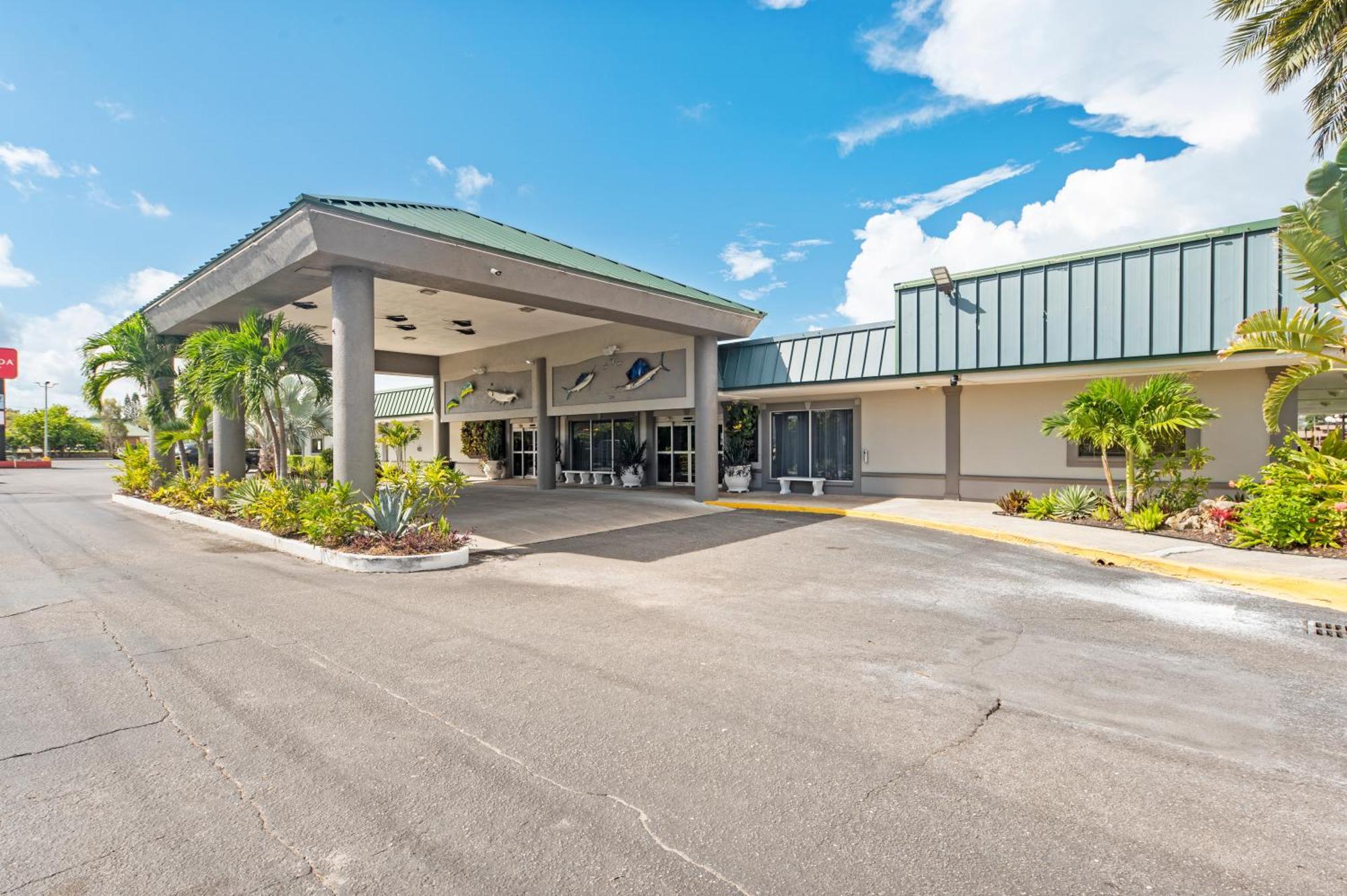 Aparthotel Bay Breeze South Bradenton Exterior foto